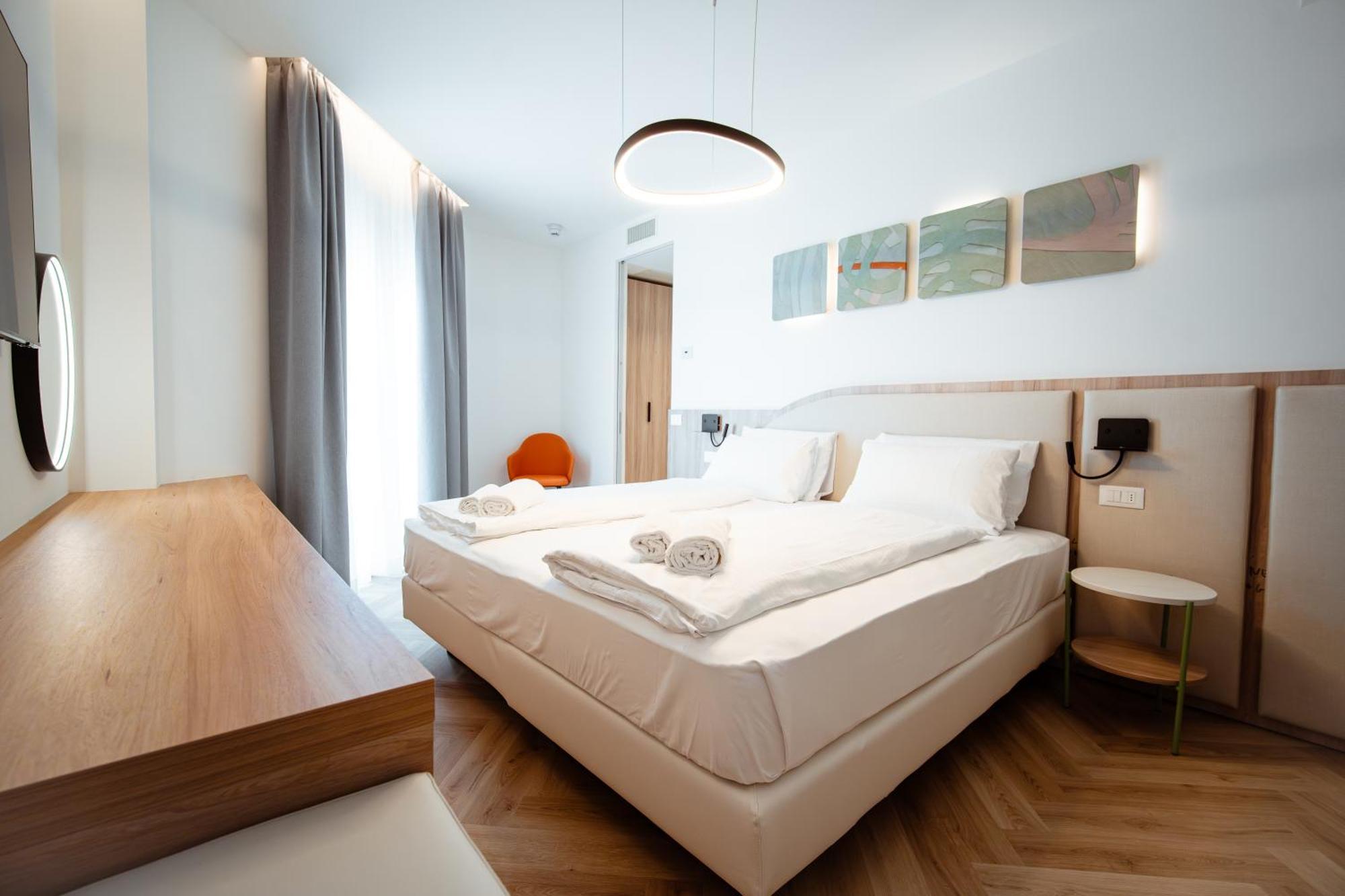 Hotel Cavalieri Palace 4*