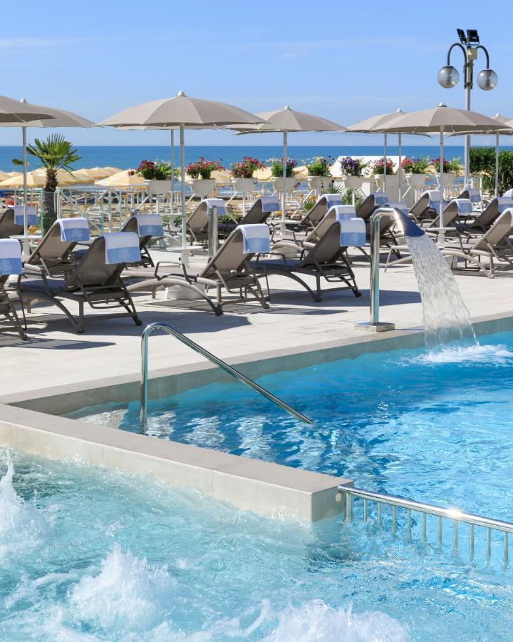 Hotel Cavalieri Palace & 4*
