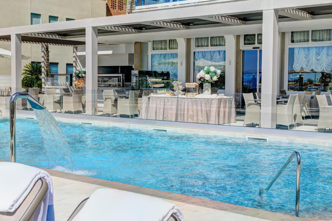 Cavalieri Palace &
