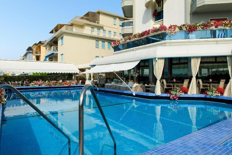 Cavalieri Palace & Lido di Jesolo