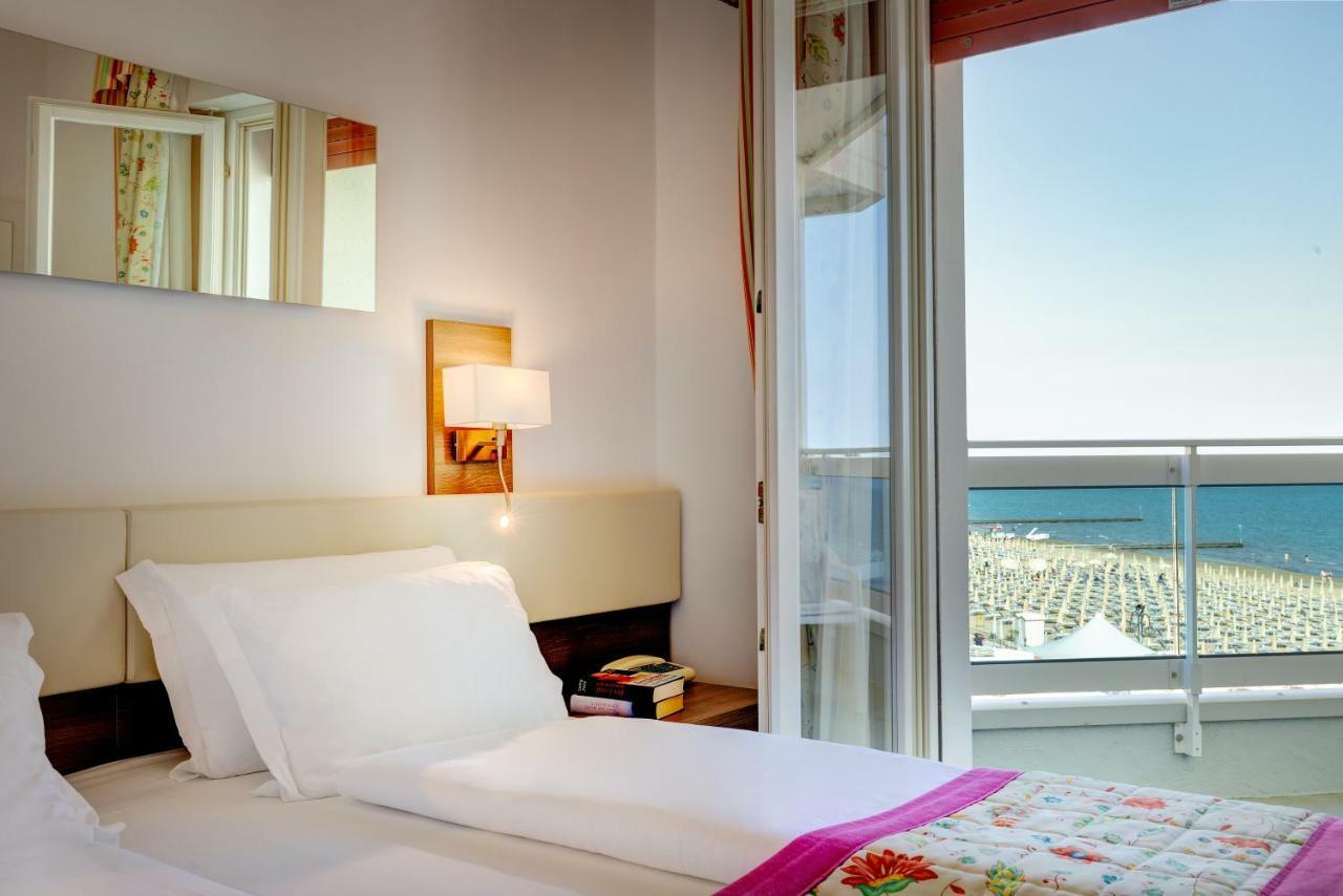 Hotel Cavalieri Palace & 4*